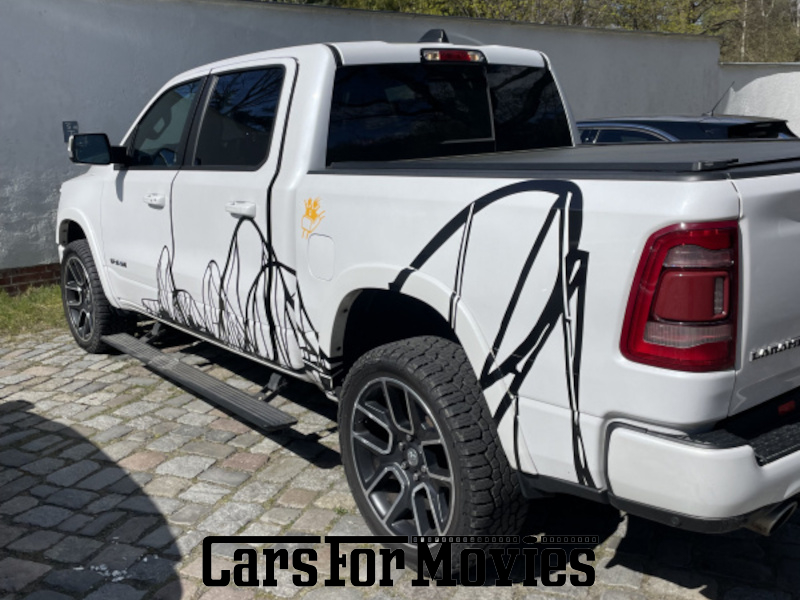 CarsForMovies | Dodge RAM 1500 5,7 V 8 2020 USA Weiß Schwarz Zivilfahrzeug Pick-up Berlin 7252 pickup